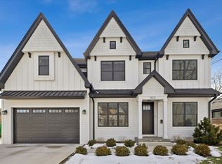 432 N Ridgeland Ave, Elmhurst, IL 60126