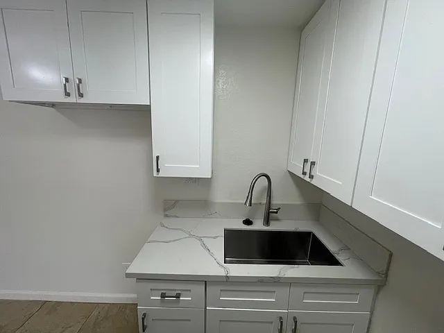 1339 W Stoneridge Ct #4 — Photo 9