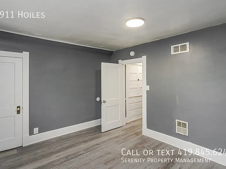 3911 Hoiles Ave — Photo 11