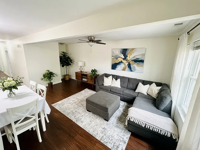1821 W Cullerton St #2 — Photo 2