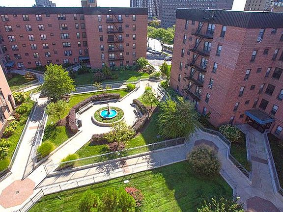 5th image of 2045 Seagirt Blvd APT 3B