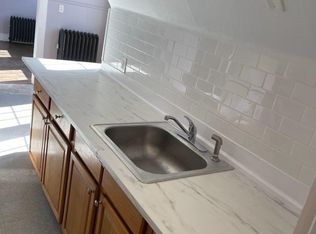 1492 Dixwell Ave #3A, Hamden, CT 06514