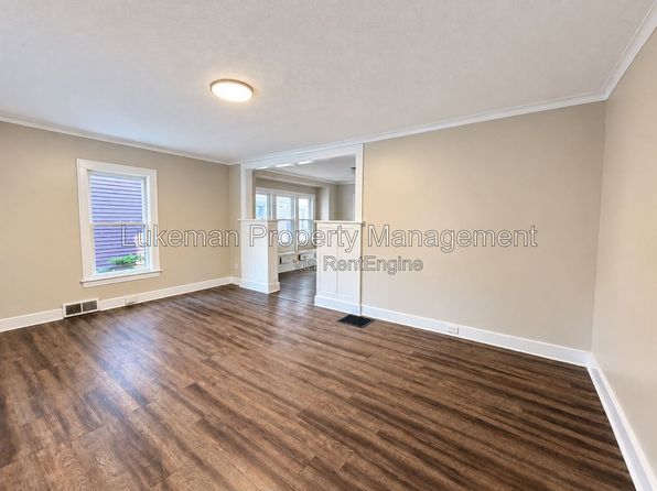 419 Locust St