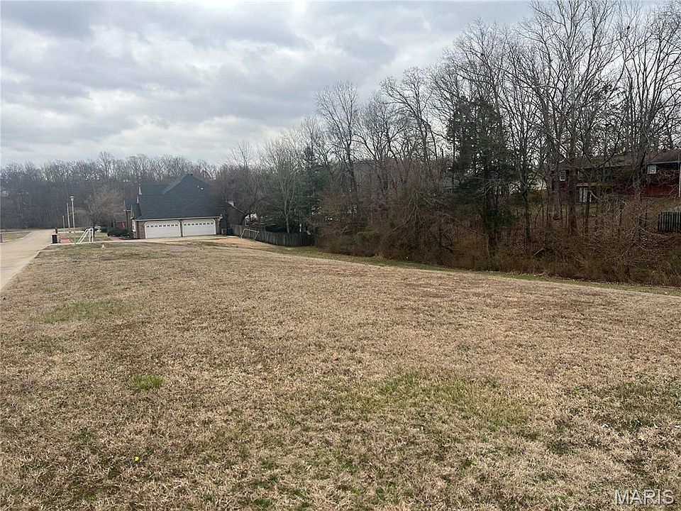 1st image of 17-18 Nineteen Paradise Ln