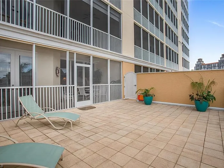 400 Flagship Dr #306 — Photo 6