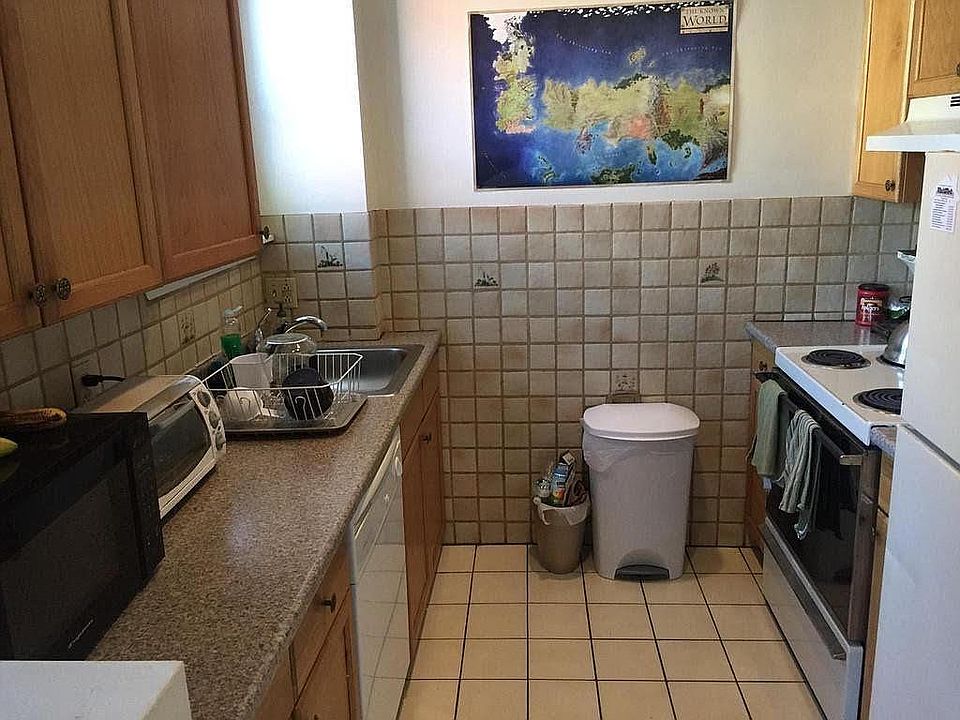 2nd image of 91 Gainsborough St #311