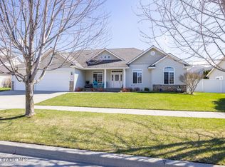 11412 N Rocking R Rd, Hayden Lake, ID 83835