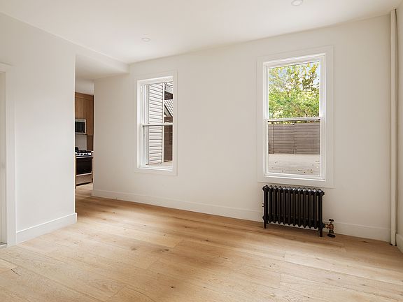 2nd image of 654 Manhattan Ave #2A