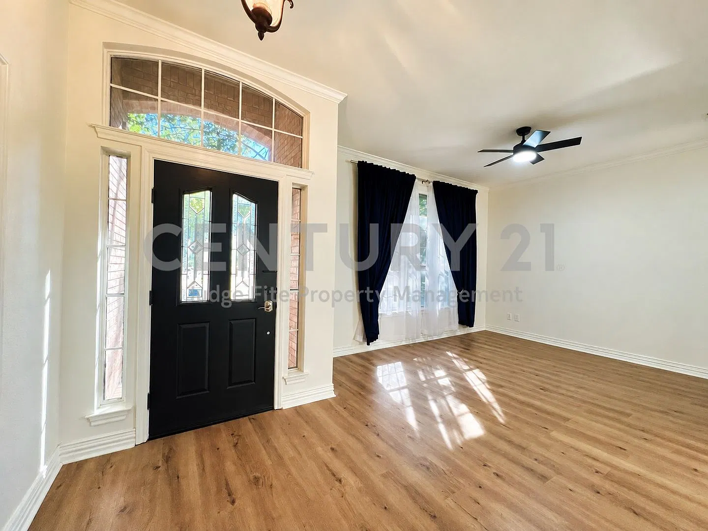 Tastefully Updated 4/2/2 with Sparkling In-Ground Pool in Keller! — Photo 2