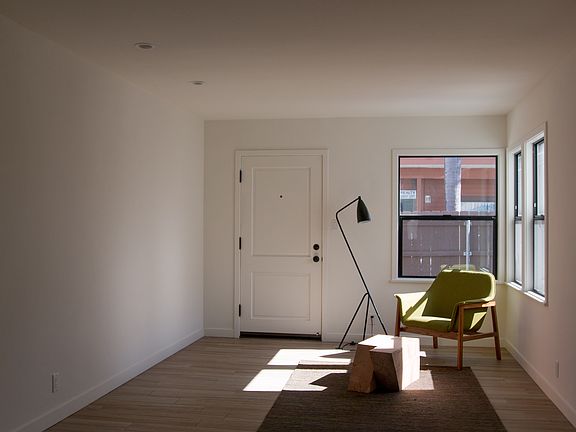 5th image of 4128 30th St