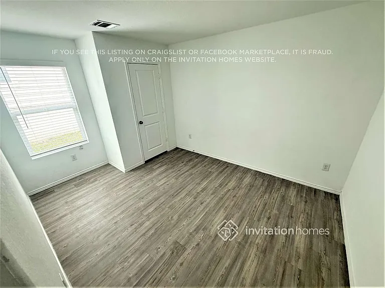 6635 Scarecrow Way — Photo 8