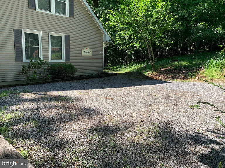 132 Pinecrest — Photo 6
