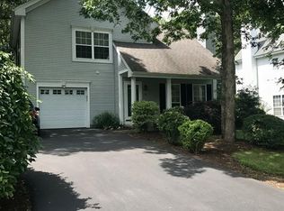 4 Cobb Ln, Foxboro, MA 02035