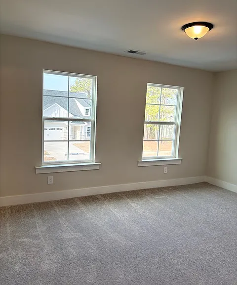 212 Woodlander Dr — Photo 32