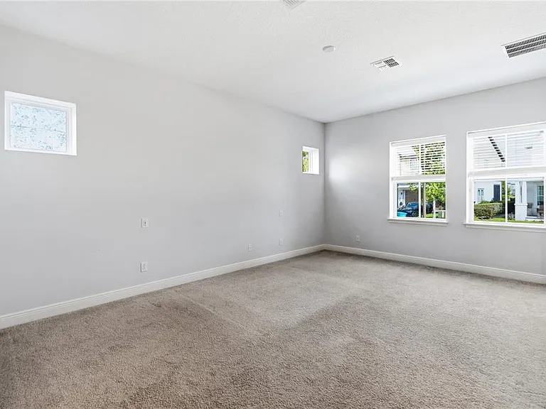 13026 Stoddart Ave — Photo 19