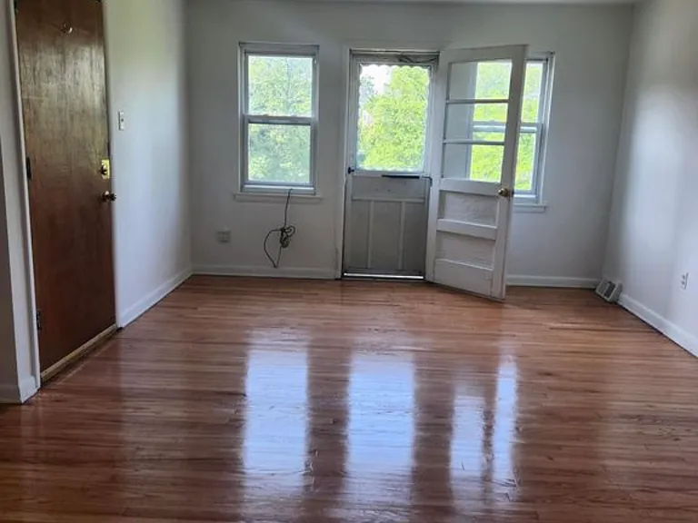 3952 Conshohocken Ave #2 — Photo 4