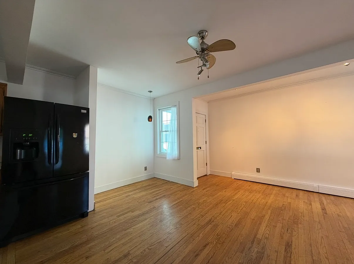 33 Starr St — Photo 4