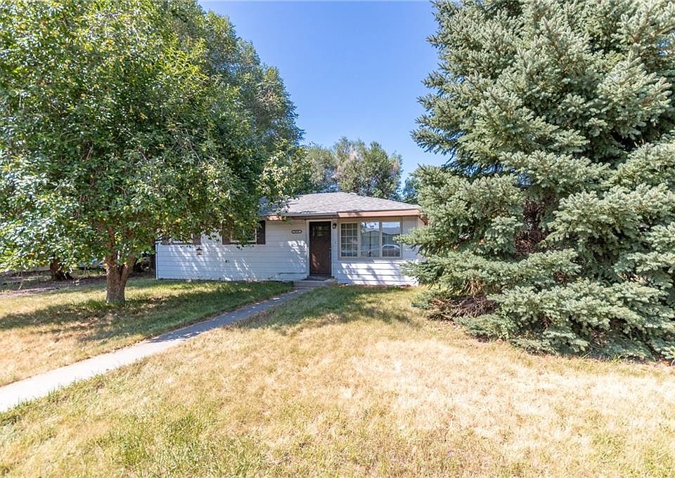 1st image of 3539 Wapato Ave
