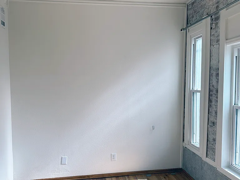 722 W 5th Ave — Photo 9