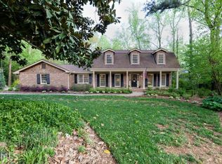 215 Hembree Rd, Roswell, GA 30075