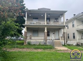 615 SW 5th St, Topeka, KS 66603