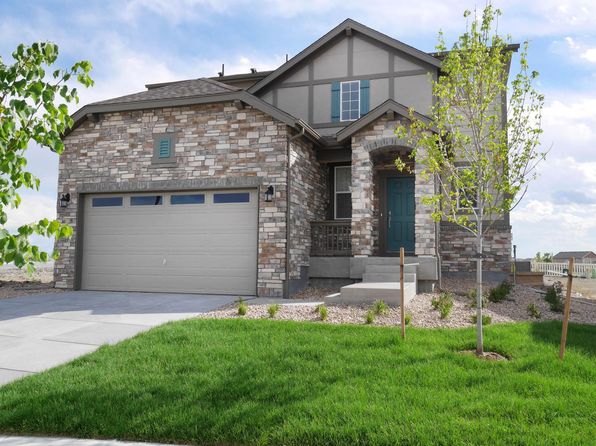 Blackstone Country Club New Home Community in Aurora CO