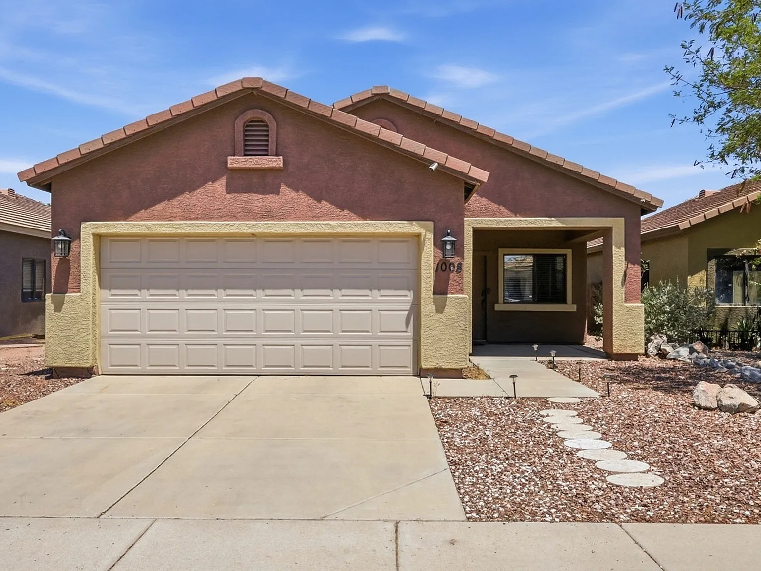 2 bed, 1152 sqft, $1,985 — Photo 3