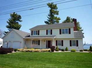 231 Champlain Dr, Plattsburgh, NY 12901
