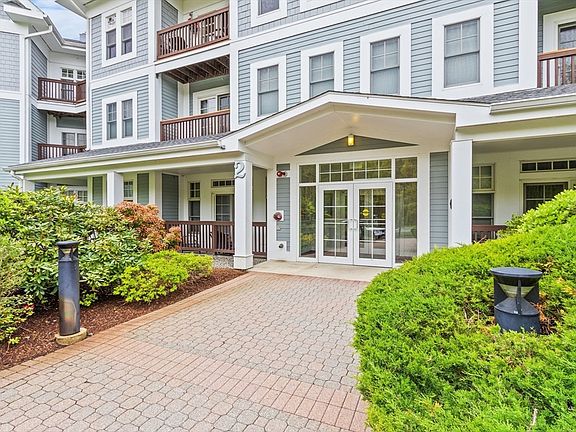 2nd image of 501 Commerce Dr Unit 2105