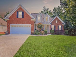 4284 Wellesley Dr, Ooltewah, TN 37363