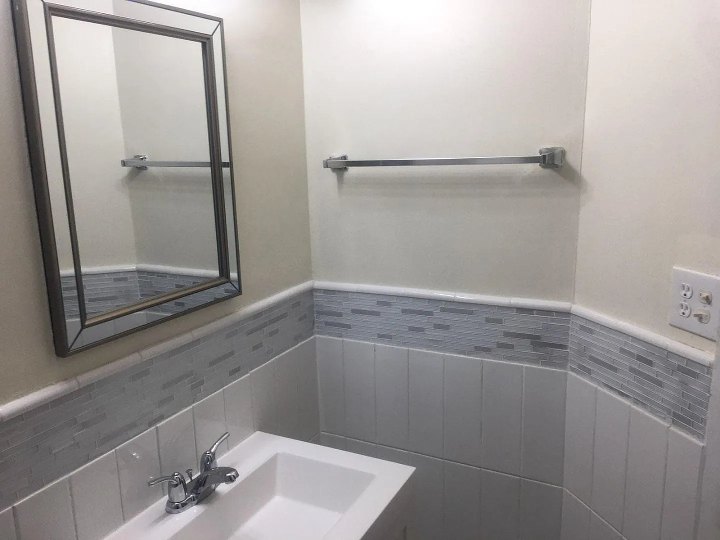 2 bed, 1000 sqft, $2,500 — Photo 2