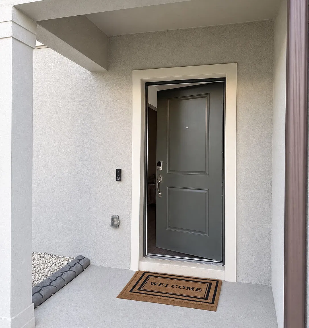 4 bed, 2894 sqft, $4,000 — Photo 3
