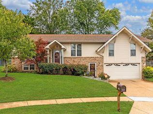 4621 Colima Ct, Saint Louis, MO 63128