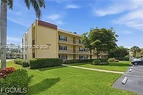1085 Forest Lakes Dr Photo 1