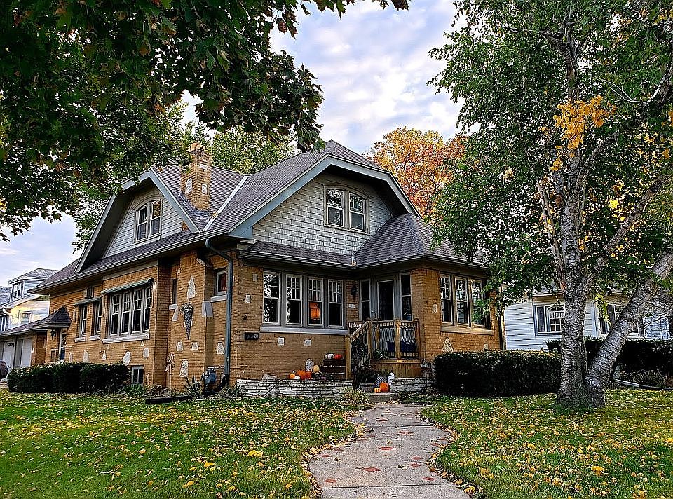 1st image of 5826 W Meinecke Ave