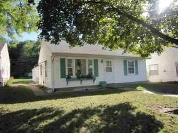 3712 5th Ave, Moline, IL 61265