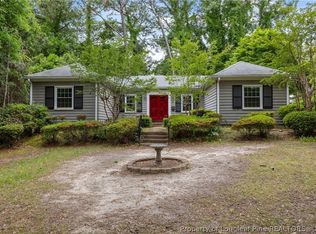 300 Pinecrest Dr, Fayetteville, NC 28305