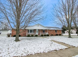 613 Elm St SW, Demotte, IN 46310