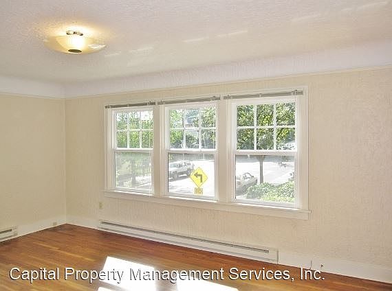 3rd image of 6425 S Corbett Ave #1