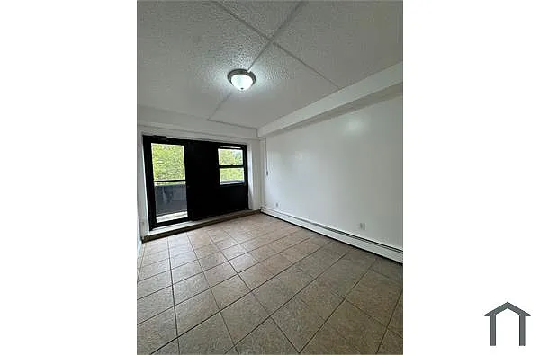 Building Photo - 5611 Clover Pl #4R