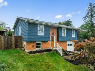 315 Lougeay Rd, Pittsburgh, PA 15235
