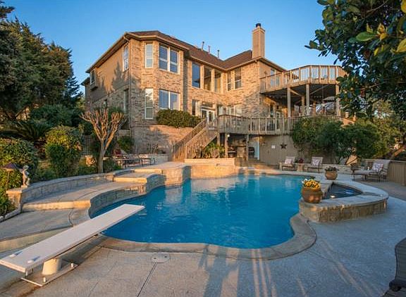 4th image of this home