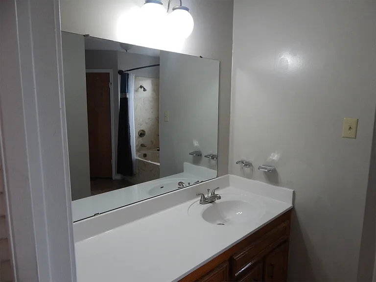 4503 River Oaks Dr — Photo 34