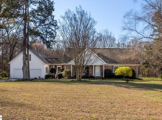 215 Cain Rd, Laurens, SC 29360