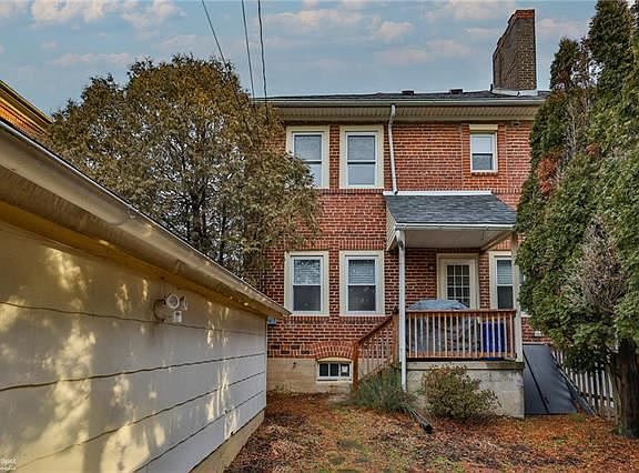 5th image of 780 E Washington Ave