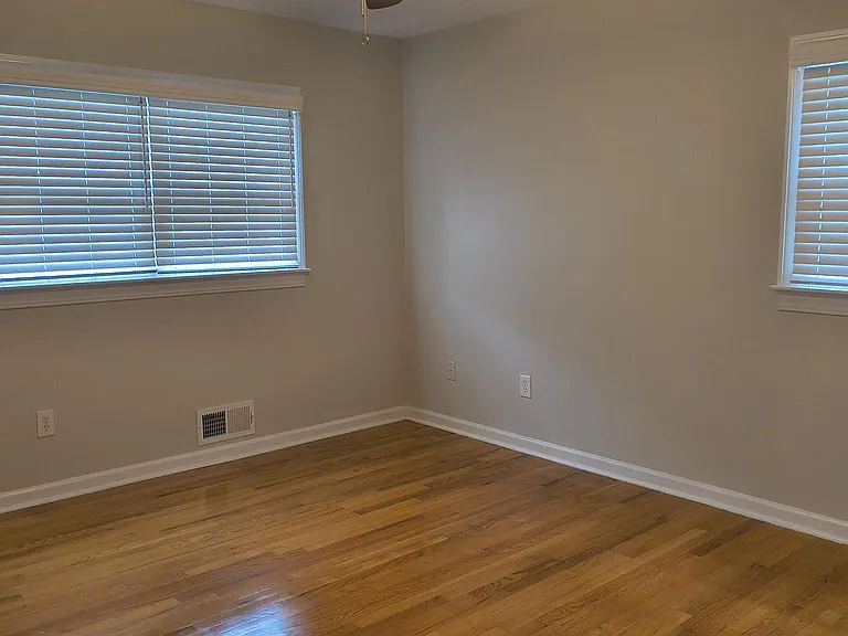 307 Jade Ct NW — Photo 22