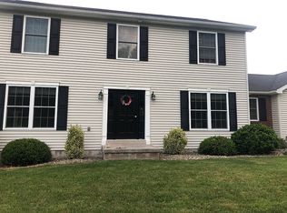 7 Fairway Dr, Ashland, PA 17921