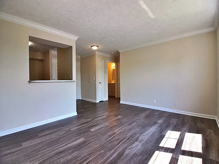 City Pointe — Photo 35