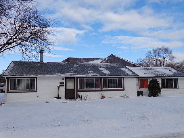 1st image of 5020 W Oak Center Dr