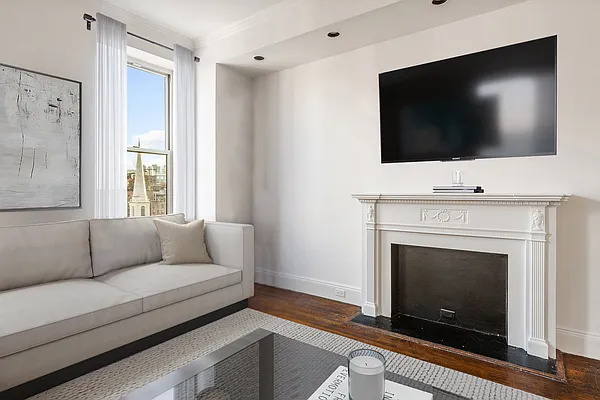 Sold by Compass | media 12